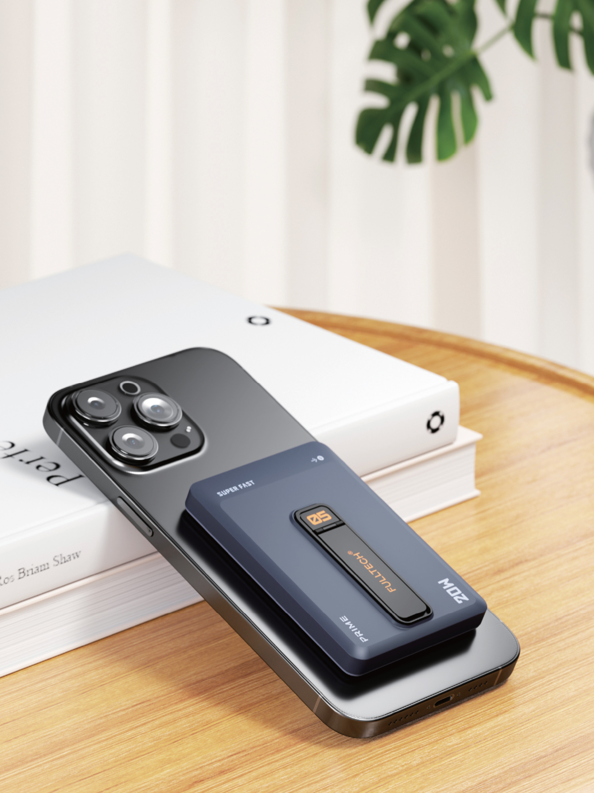 Fulltech FP38 5000 mAh MagSafe Kablosuz Powerbank | 20W PD Hızlı Şarj, Manyetik Tutucu, Dahili USB-C Kablo, Çift Çıkışlı Kompakt Tasarım