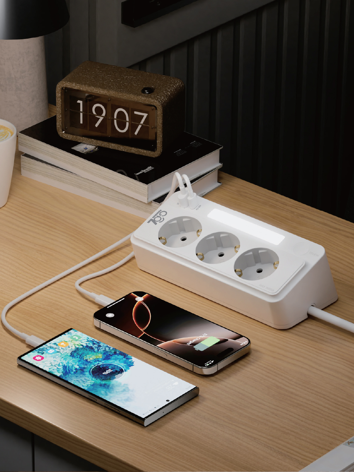 7GO 7GSP1 3680W 3'lü Priz Beyaz | Akım Korumalı | 20W PD Hızlı Şarj USB | 1.9m Kablolu Akıllı LED Gece Lambalı Çoklu Priz